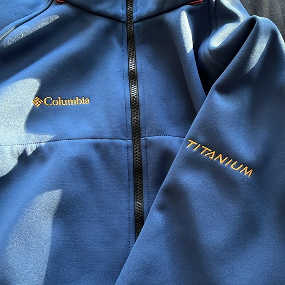 Columbia waterproof fleece lined jacket - Picture 5 of 11